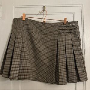 Stylish Houndstooth Patterned Skirt